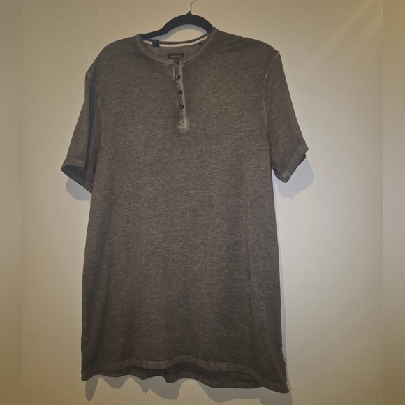 Buffalo David Bitton Mens Short Sleeve Henley Tee EUC Size M - Picture 3 of 13